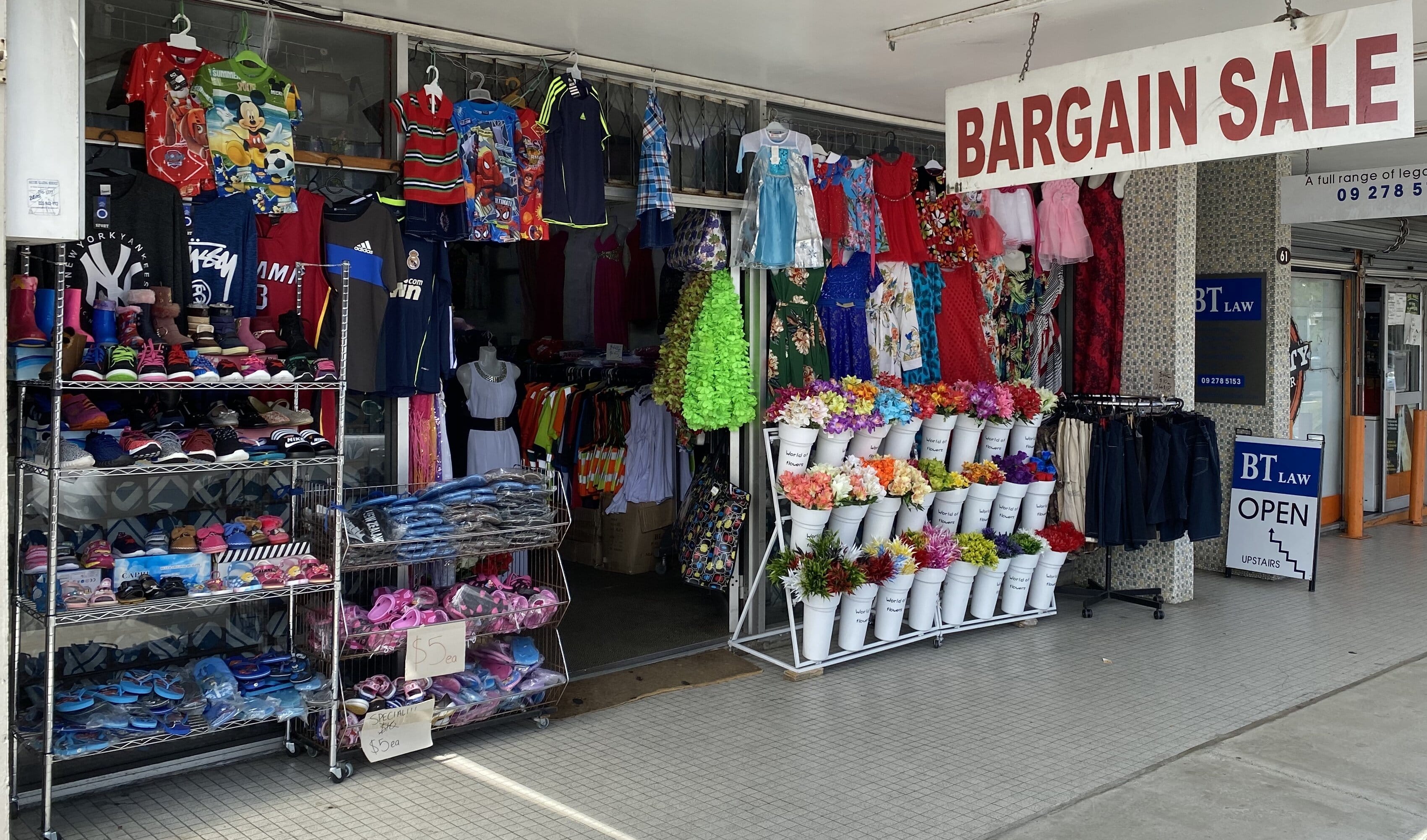 Bargain sale shop